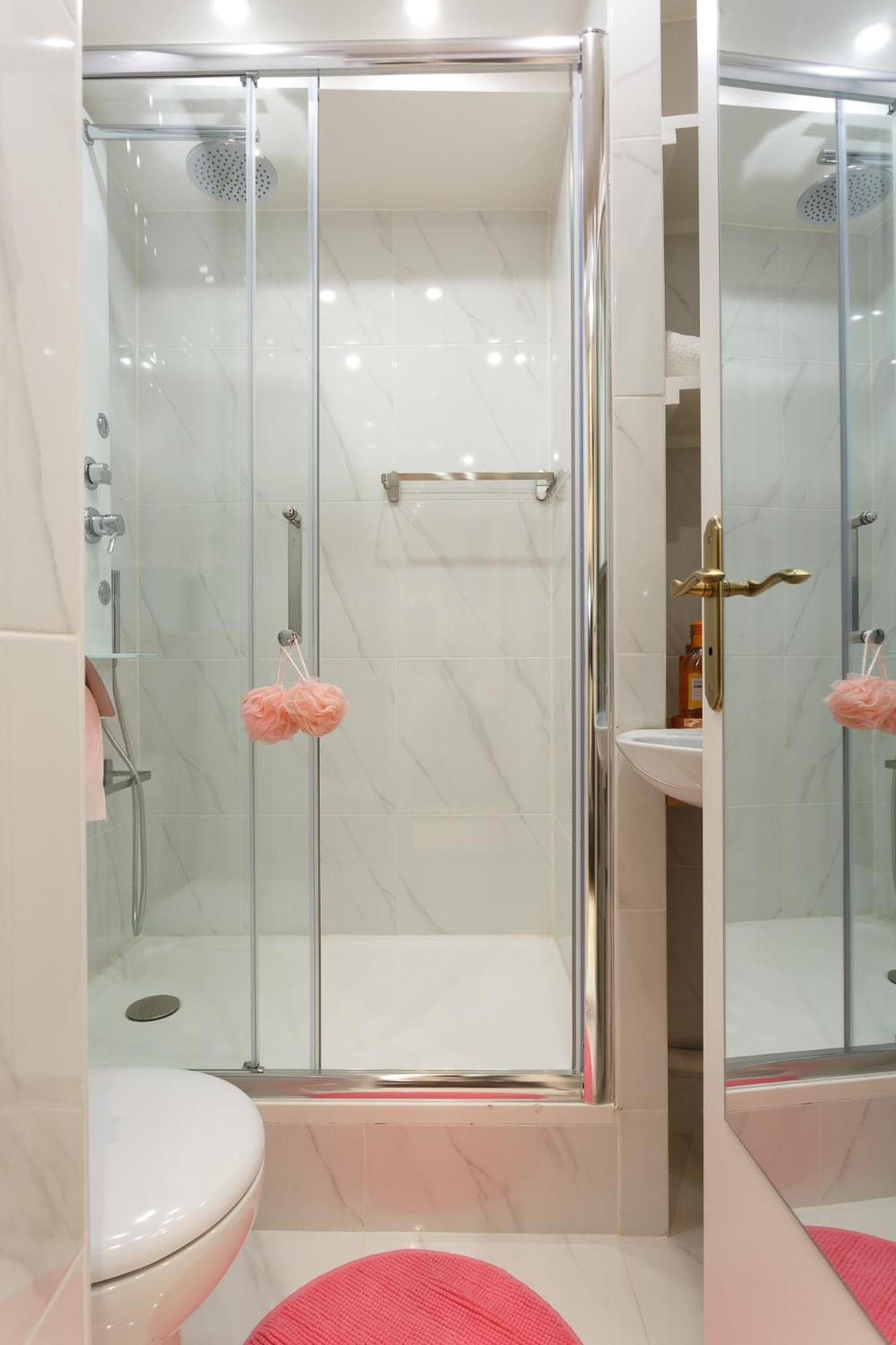 パリ アパルトマン プティ シャン Bed & Breakfast 部屋 写真